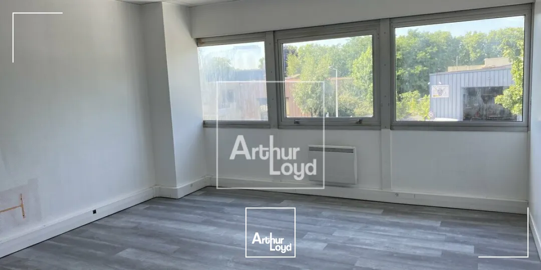 Locaux d'activité & Entrepôts - Location - BONDOUFLE - 91070 - 368-818 - 7760260