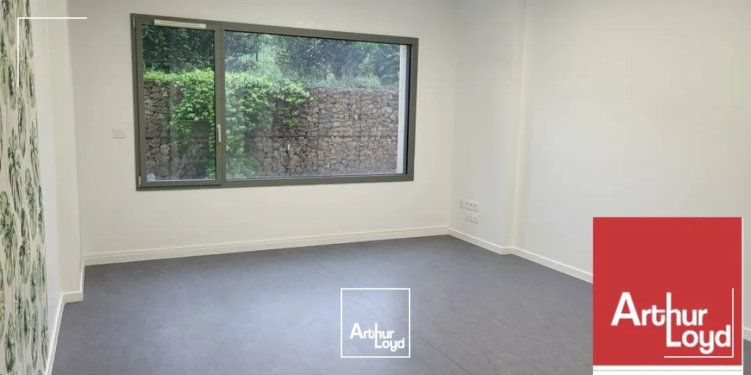 Bureaux - Location - MONTBOUCHER SUR JABRON - 26740 - 21.7-21.7 - 7761695