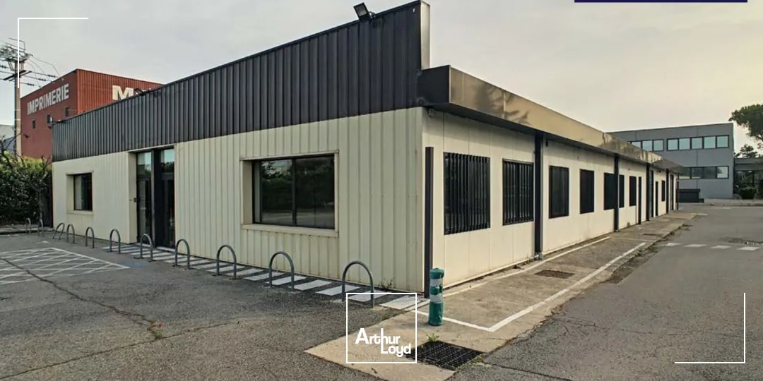 Locaux d'activité & Entrepôts - Location - VITROLLES - 13127 - 100-100 - 7761839