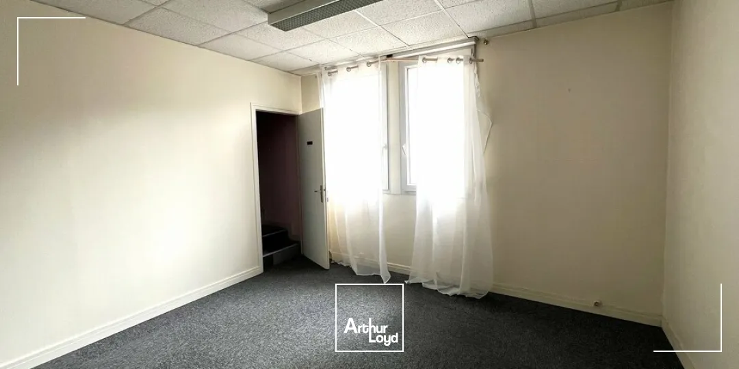 Bureaux - Vente - ANGOULÊME - 16000 - 55-55 - 7761854