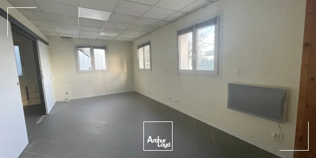 Locaux d'activité & Entrepôts - Location - PLOEREN - 56880 - 700-700 - 7761951