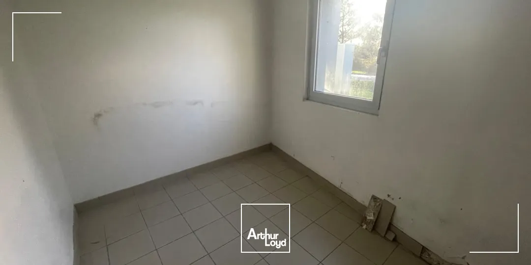 Locaux d'activité & Entrepôts - Location - PLOEREN - 56880 - 700-700 - 7761954