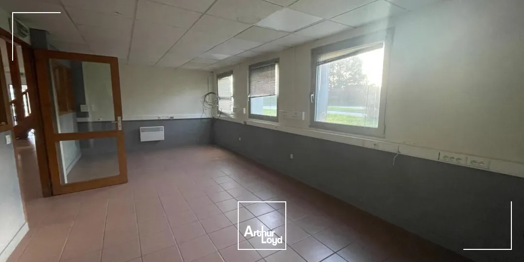 Locaux d'activité & Entrepôts - Location - PLOEREN - 56880 - 700-700 - 7761956