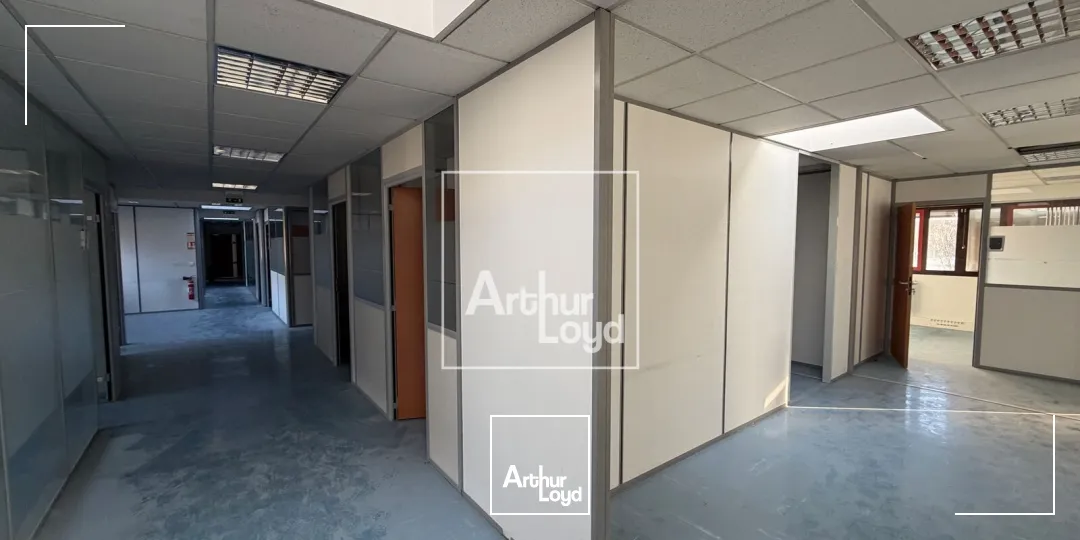 Bureaux - Vente - LA TRONCHE - 38700 - 456-456 - 7761994