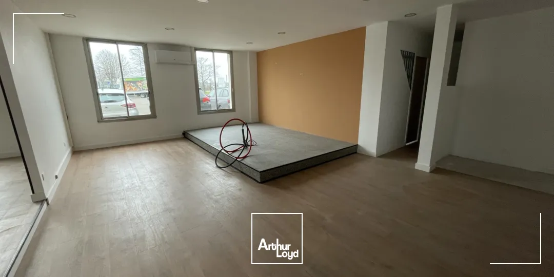 Locaux d'activité & Entrepôts - Location - SOTTEVILLE LES ROUEN - 76300 - 436-436 - 7762035