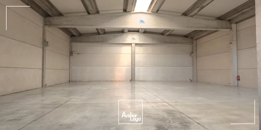Locaux d'activité & Entrepôts - Location - SIGNES - 83870 - 1166-1166 - 7762341