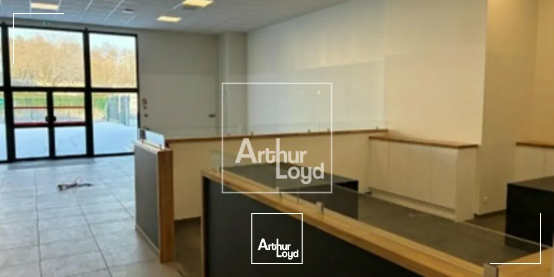 Locaux d'activité & Entrepôts - Location - CORBEIL ESSONNES - 91100 - 1200-1200 - 7762704