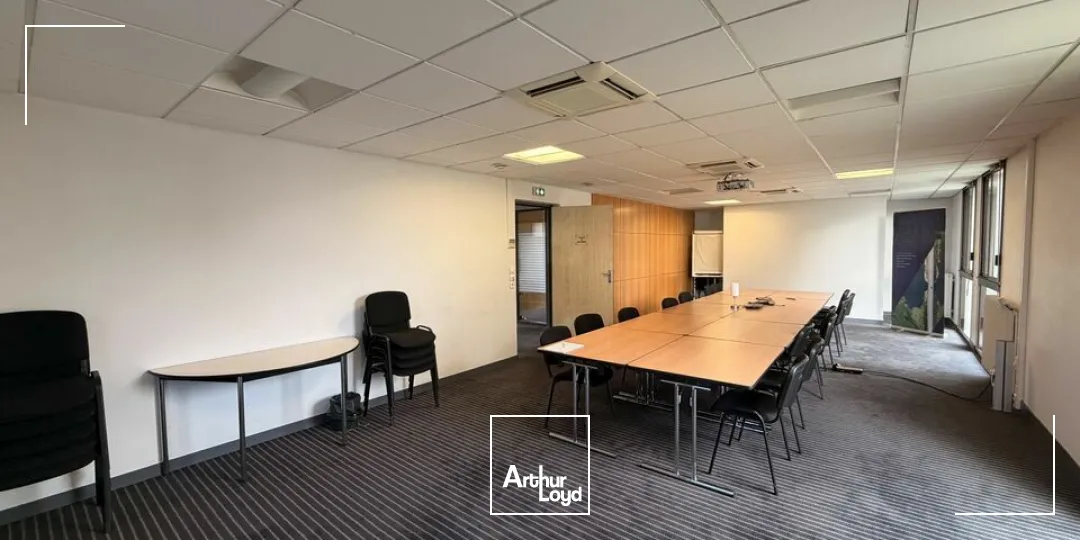 Locaux d'activité & Entrepôts - Vente - POITIERS - 86000 - 763-763 - 7762763
