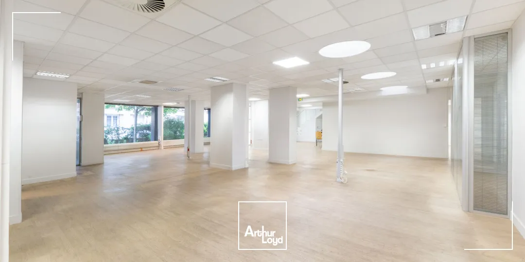 Bureaux - Location - PARIS - 75015 - 536-536 - 7763030