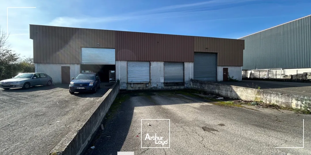 Locaux d'activité & Entrepôts - Vente - VAULX EN VELIN - 69120 - 1180-1180 - 7763386