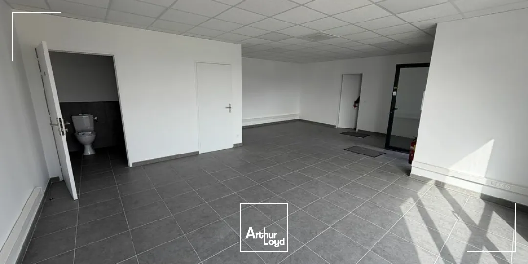Locaux d'activité & Entrepôts - Location - MOURS SAINT EUSEBE - 26540 - 296-296 - 7763543