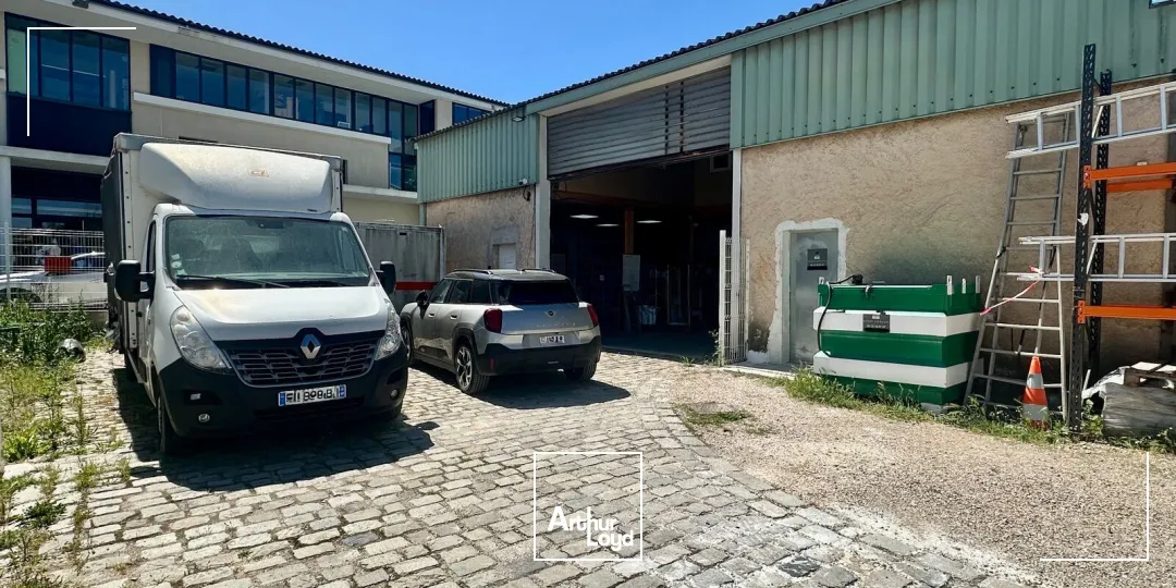 Locaux d'activité & Entrepôts - Location - VENELLES - 13770 - 281-281 - 7763737