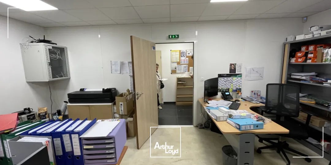 Locaux d'activité & Entrepôts - Location - ROUEN - 76000 - 174-174 - 7763874