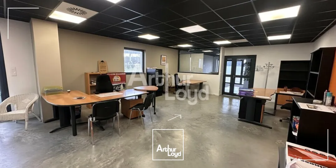 Locaux d'activité & Entrepôts - Vente - NOYAL SUR VILAINE - 35530 - 580-580 - 7764580