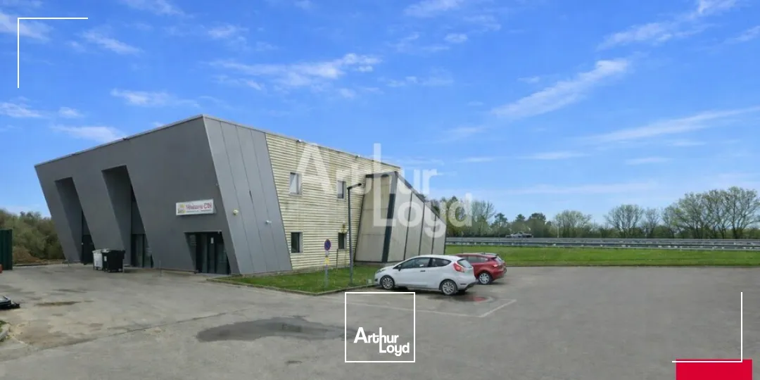 Locaux d'activité & Entrepôts - Location - NOYAL SUR VILAINE - 35530 - 580-580 - 7764591