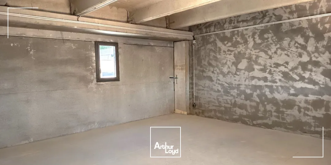 Locaux commerciaux - Location - LA SEYNE SUR MER - 83500 - 130-285 - 7765098