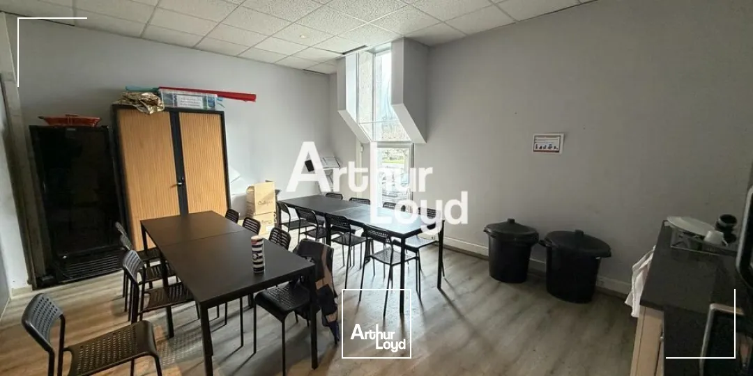 Locaux d'activité & Entrepôts - Location - SAINT JEANNET - 06640 - 2600-2600 - 7765419