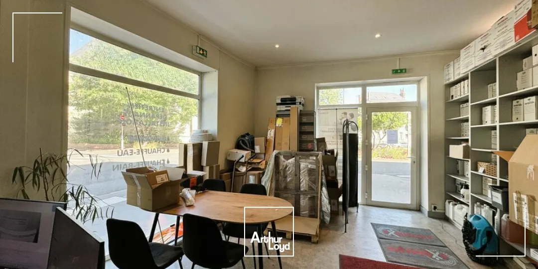 Locaux commerciaux - Location - TOURS - 37000 - 52.56-52.56 - 7765551