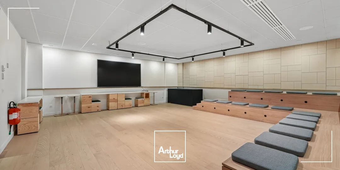 Bureaux - Location - NEUILLY SUR SEINE - 92200 - 284-764.6 - 7765999