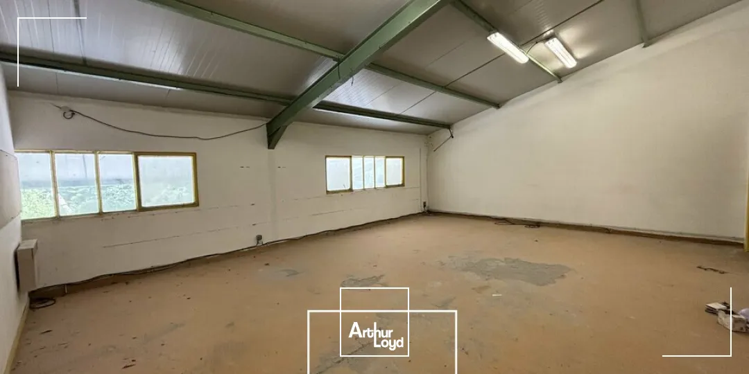 Locaux d'activité & Entrepôts - Location - BRIVE-LA-GAILLARDE - 19100 - 305-305 - 7766813