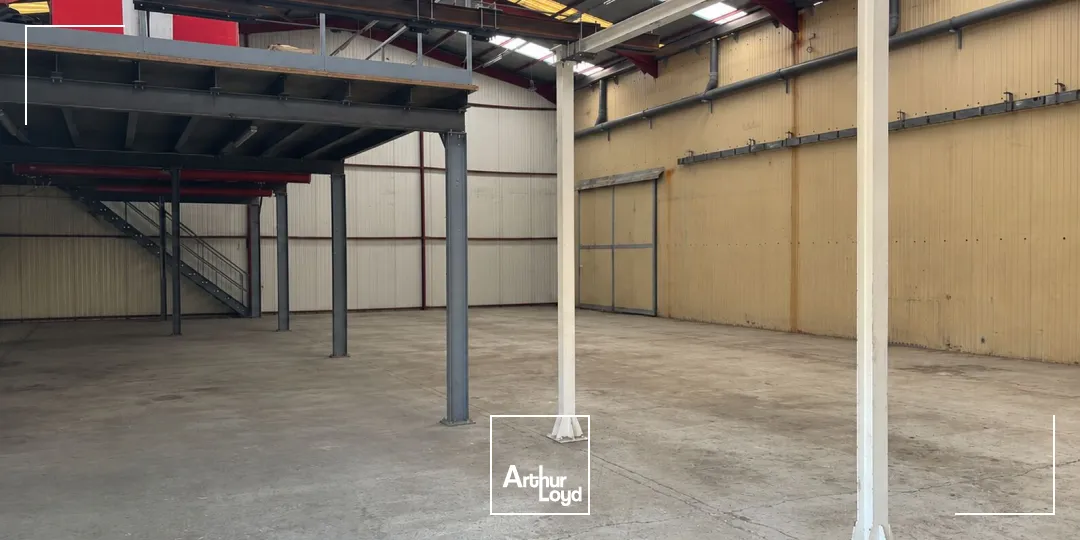 Locaux d'activité & Entrepôts - Location - BRESLES - 60510 - 600-600 - 7767414