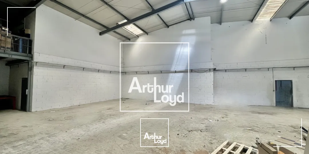 Locaux d'activité & Entrepôts - Location - TOULOUSE - 31200 - 915-915 - 7768150
