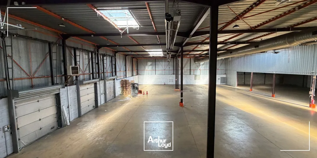 Locaux d'activité & Entrepôts - Location - TOULOUSE - 31100 - 2700-2700 - 7769416