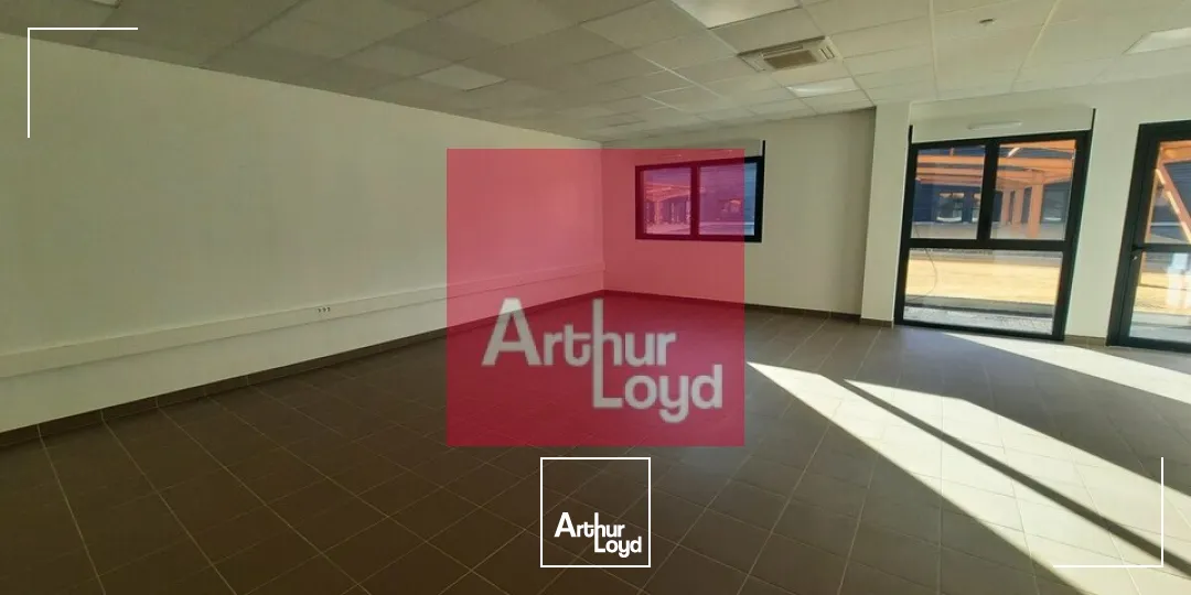 Locaux d'activité & Entrepôts - Location - CLERMONT FERRAND - 63100 - 522-522 - 7769559