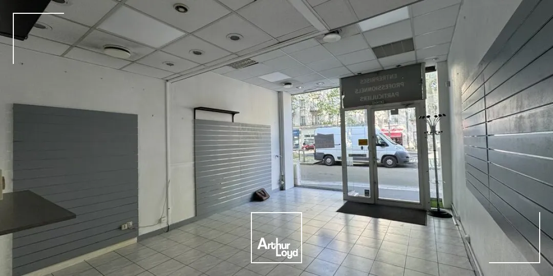 Locaux commerciaux - Location - TOURS - 37000 - 73-73 - 7769612