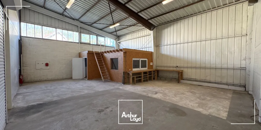 Locaux d'activité & Entrepôts - Location - BREUIL LE SEC - 60840 - 72-182.4 - 7769737