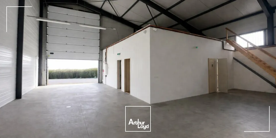 Locaux d'activité & Entrepôts - Vente - LA ROCHE-SUR-FORON - 74800 - 528-528 - 7769992