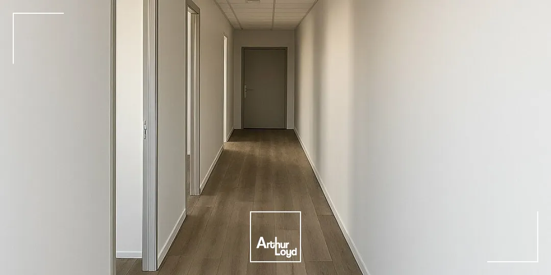 Locaux d'activité & Entrepôts - Location - MIGNE AUXANCES - 86440 - 762-762 - 7770491