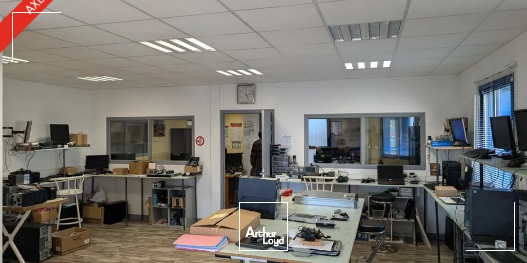 Locaux d'activité & Entrepôts - Vente - LA MEZIERE - 35520 - 500-500 - 7770547