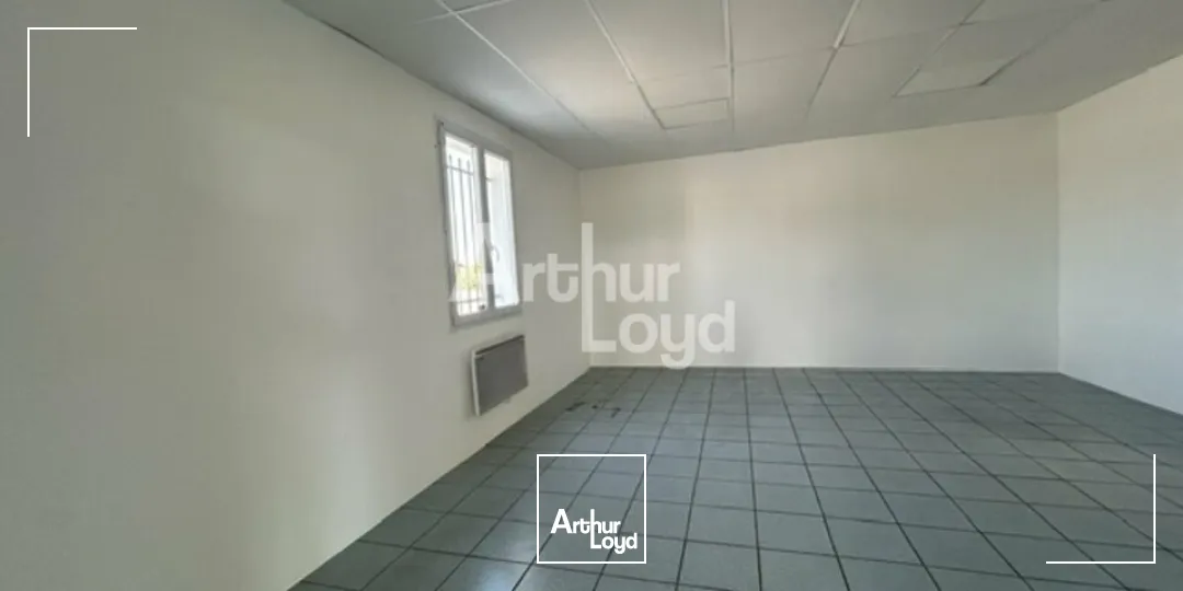 Locaux commerciaux - Vente - GANNAT - 03800 - 710-710 - 7770952
