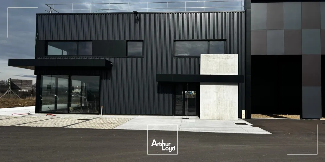 Locaux d'activité & Entrepôts - Vente - MARCLOPT - 42210 - 186-1488 - 7771178