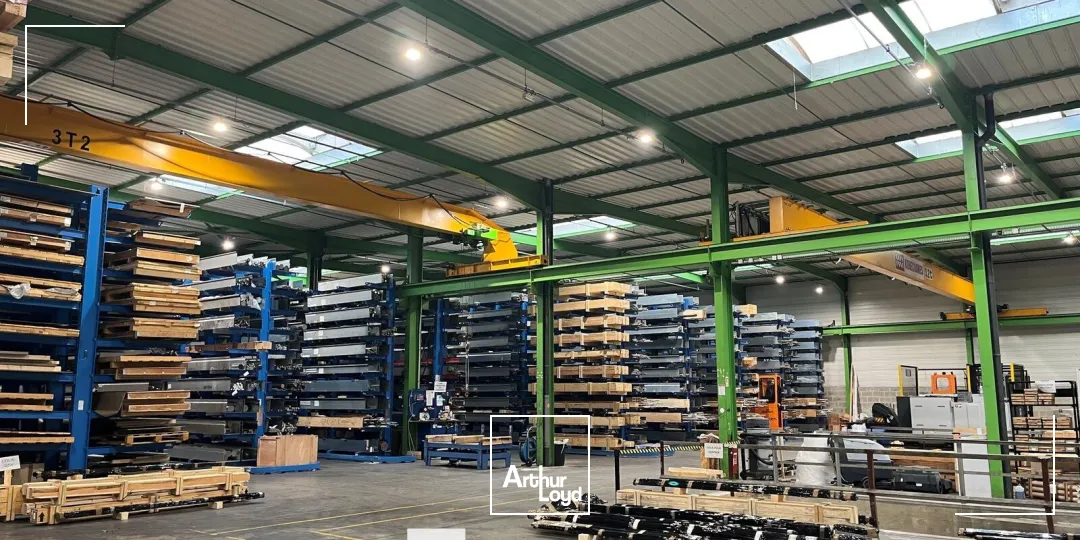 Locaux d'activité & Entrepôts - Vente - CHASSIEU - 69680 - 2715-2715 - 7771266