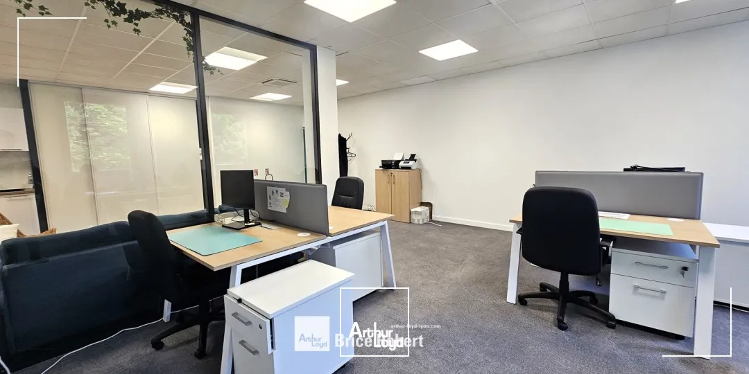 Bureaux - Location - SAINT PRIEST - 69800 - 104.38-104.38 - 7771273
