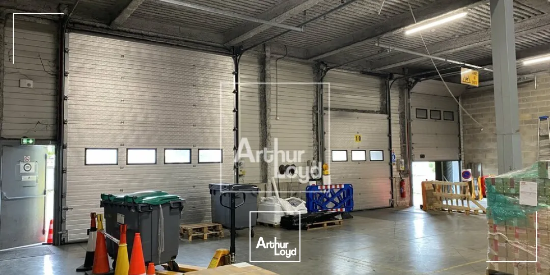 Locaux d'activité & Entrepôts - Location - COMBS LA VILLE - 77380 - 1835-1835 - 7771563
