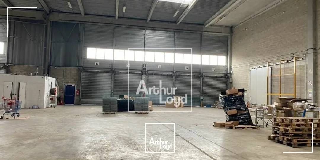 Locaux d'activité & Entrepôts - Location - COMBS LA VILLE - 77380 - 1325-3907 - 7771566