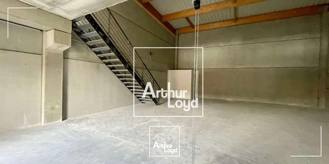 Locaux d'activité & Entrepôts - Location - VAILHAUQUES - 34570 - 161-338.31 - 7771692