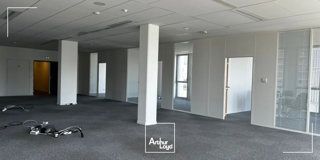 Bureaux - Location - BORDEAUX - 33300 - 515-515 - 7771814