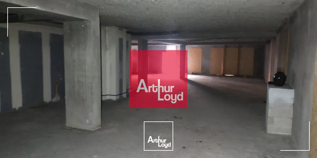 Locaux commerciaux - Location - MEYLAN - 38240 - 230-518 - 7772010