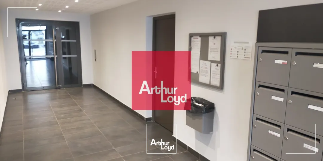 Locaux commerciaux - Location - MEYLAN - 38240 - 230-518 - 7772011