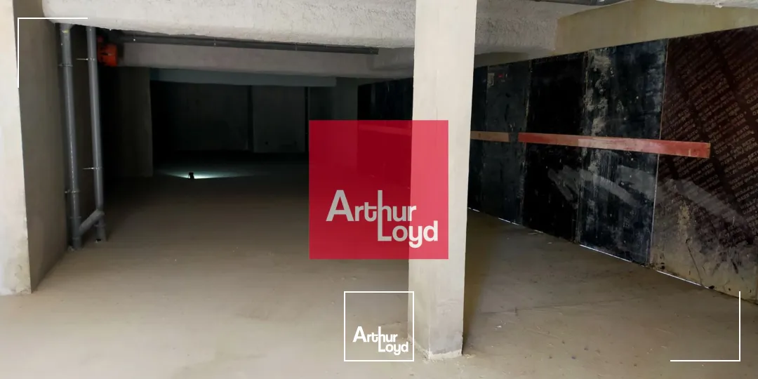 Locaux commerciaux - Location - VOIRON - 38500 - 329-329 - 7772129