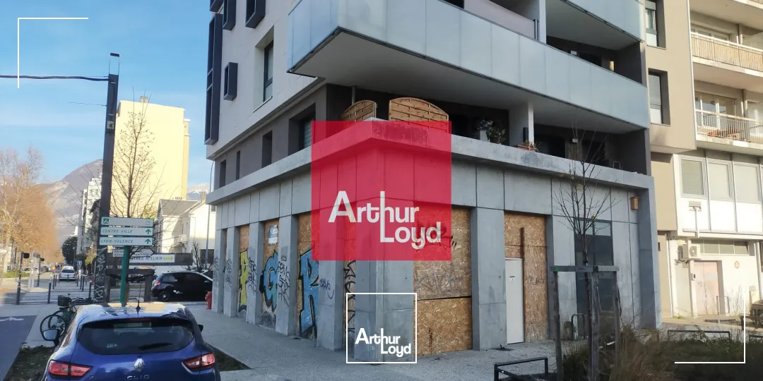 Locaux commerciaux - Location - GRENOBLE - 38100 - 83-83 - 7772315
