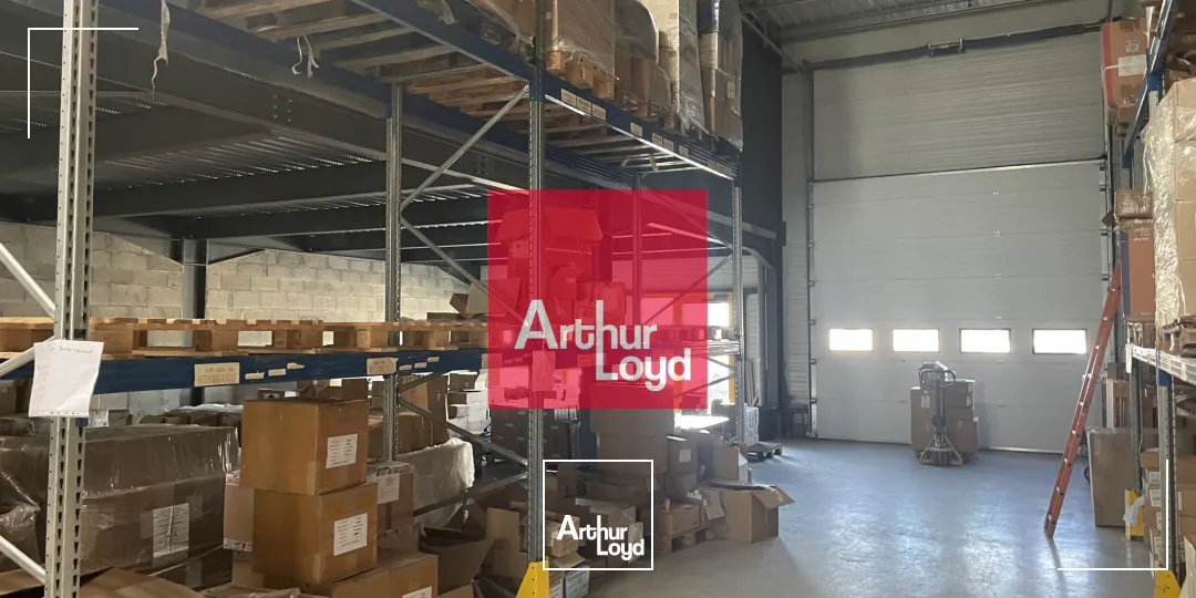 Locaux d'activité & Entrepôts - Location - LE VERSOUD - 38420 - 880-880 - 7772559