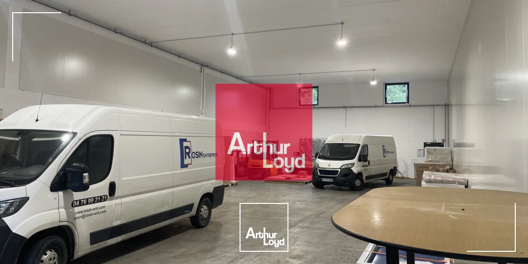 Locaux d'activité & Entrepôts - Location - VARCES ALLIERES ET RISSET - 38760 - 320-320 - 7772943