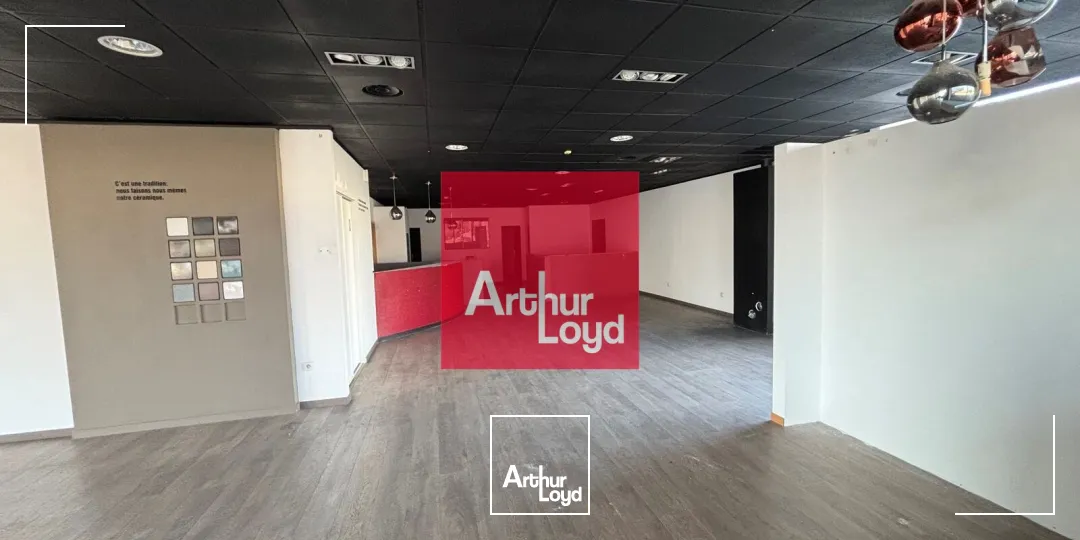 Locaux commerciaux - Location - SAINT EGREVE - 38120 - 245-245 - 7772951