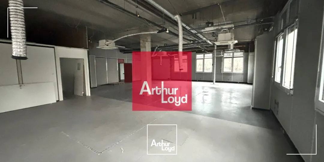Locaux d'activité & Entrepôts - Location - MEYLAN - 38240 - 301.52-301.52 - 7773023