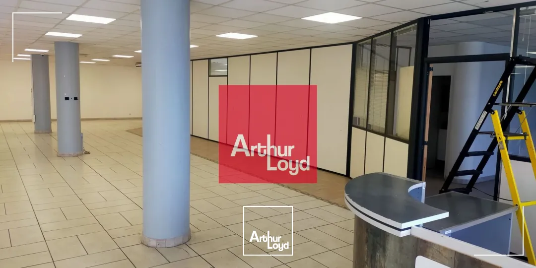 Locaux commerciaux - Vente - SAINT MARTIN LE VINOUX - 38950 - 553.7-553.7 - 7773136